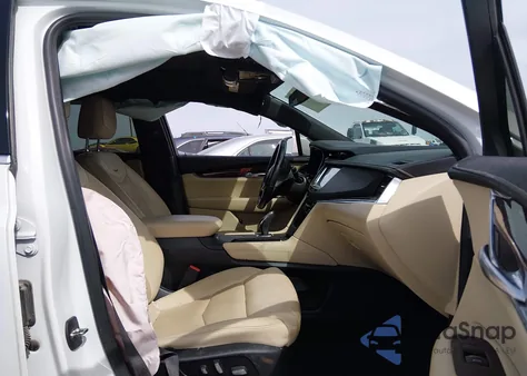 2019 Cadillac Xt5 Luxury from USA, damaged, VIN 1GYKNDRS1KZ269994